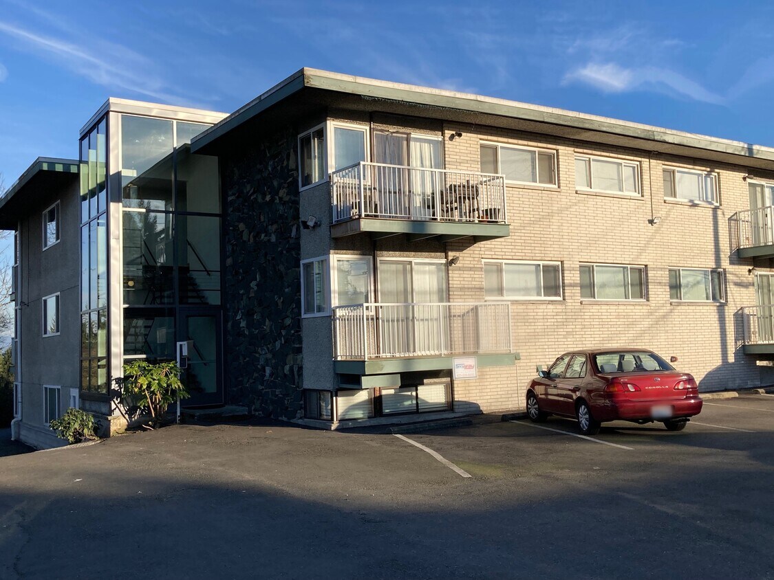 Foto del edificio - 12722 76th Ave S