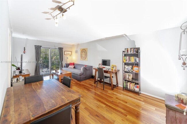 Foto del edificio - 1674 Bay Rd