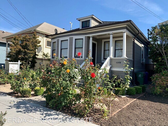 Building Photo - 2 br, 1 bath House - 1208 High St