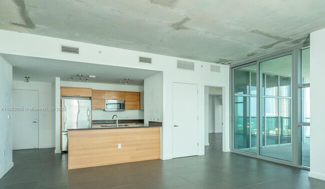 Foto del edificio - 3301 NE 1st Ave