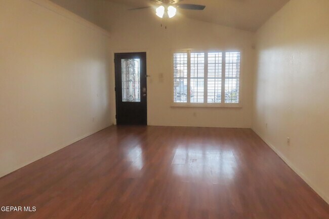 Building Photo - 3493 Yellow Rose St