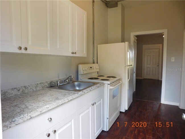 Building Photo - 7383 Waverly Rd