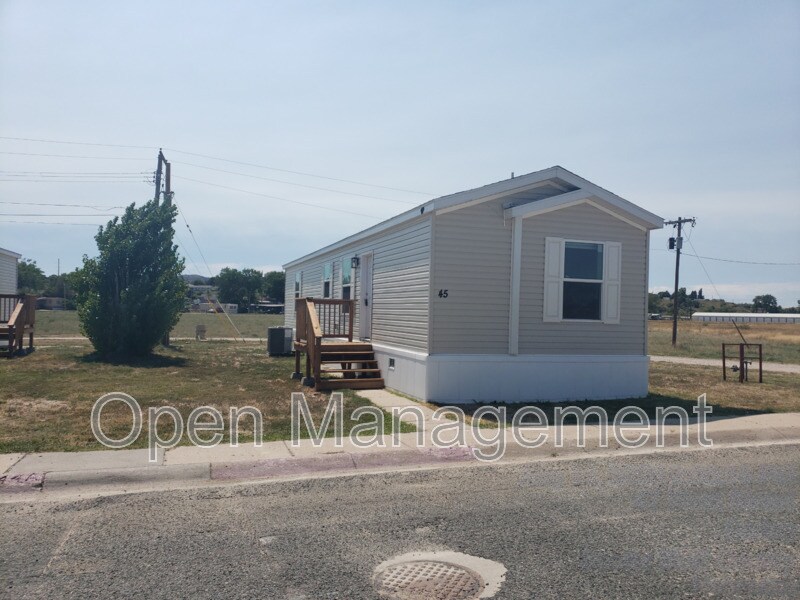 Foto del edificio - 120 Terry Blvd