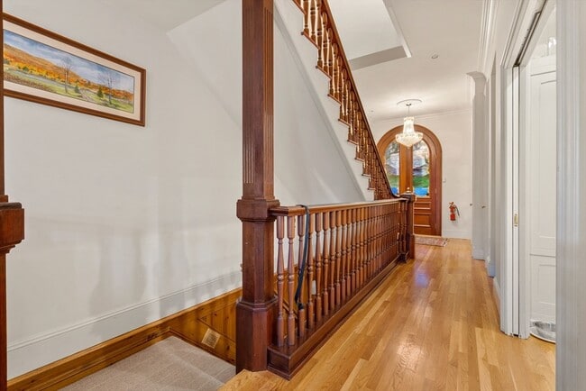 Foto del edificio - 194 Beacon St