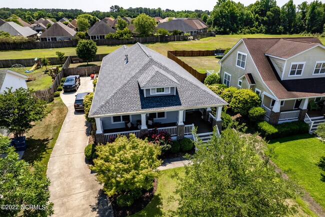 Foto del edificio - 411 Bald Cypress Ln