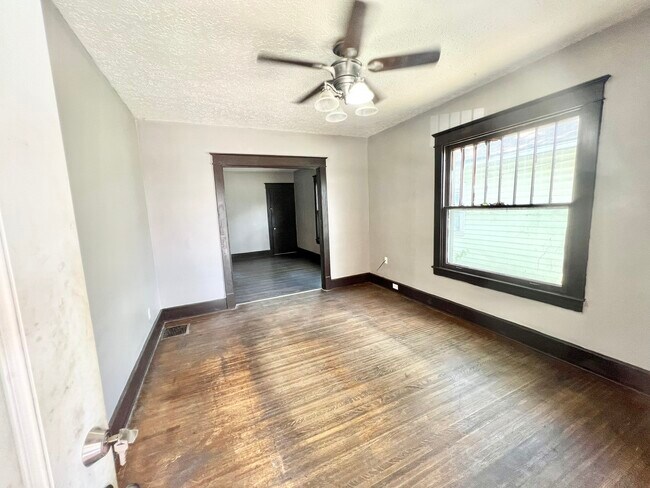 Foto del edificio - 2335 W Lee St