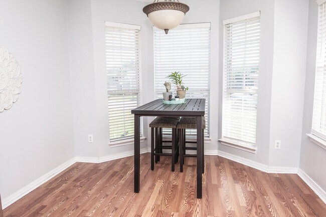 Foto del edificio - 2833 Atoka Trail