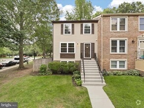 Building Photo - 5301 Avalon Pl