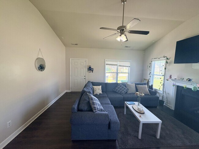 Foto del edificio - 174 Moonstone Ct