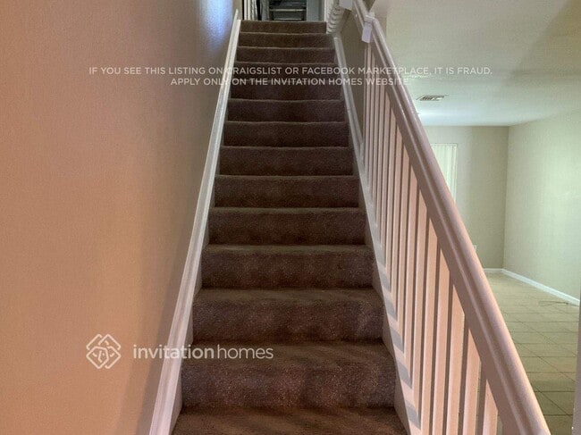 Building Photo - 8214 SW 29th St
