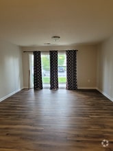 Building Photo - 9802 Legends Creek Dr