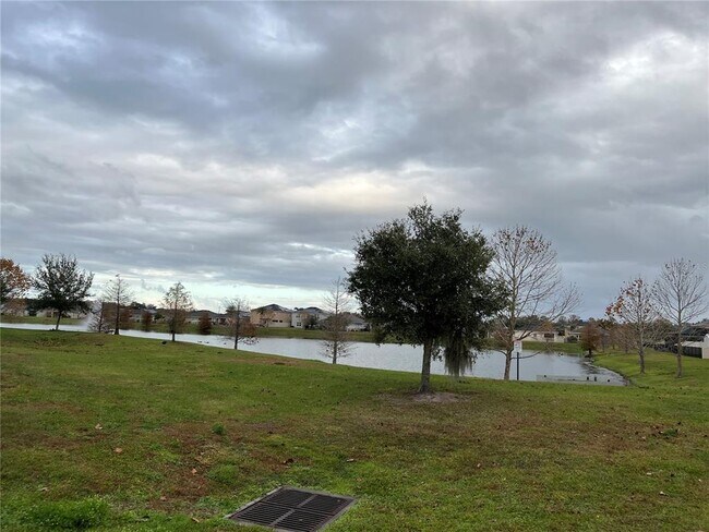 Foto del edificio - 3351 Reedy Glen Dr