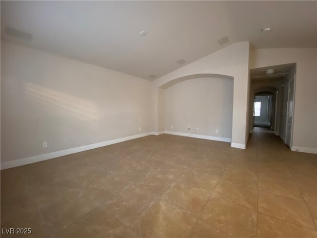 Building Photo - 5351 Cholla Cactus Ave
