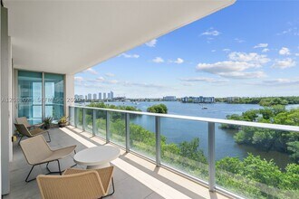 Building Photo - 17111 Biscayne Blvd