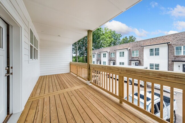 Building Photo - 3810 Lands End Ct