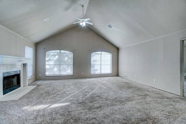 Photo - 2733 Tealwood Dr (Oklahoma City, OK) House