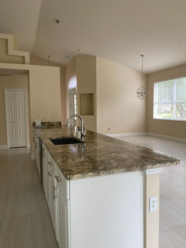 Building Photo - 1159 Kilkenny Ln