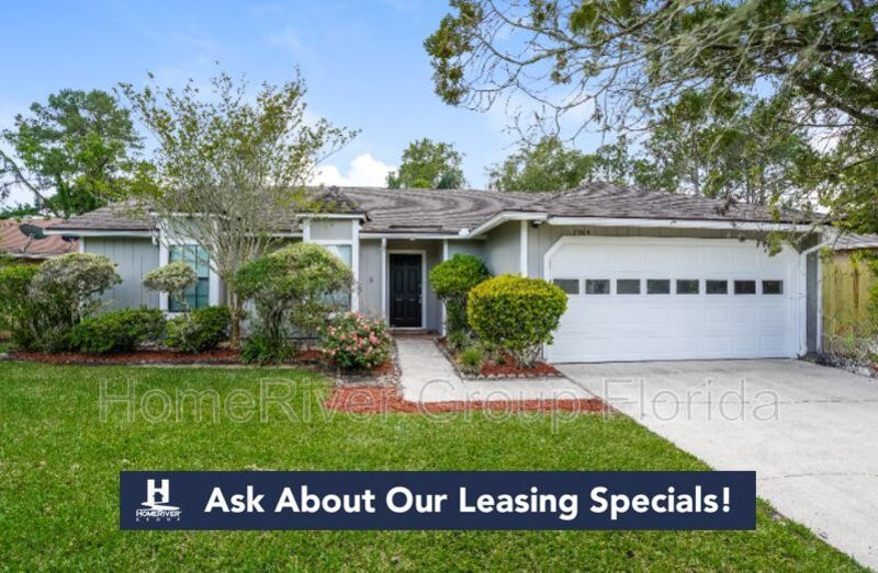 Foto principal - 7404 Amandas Crossing Dr N
