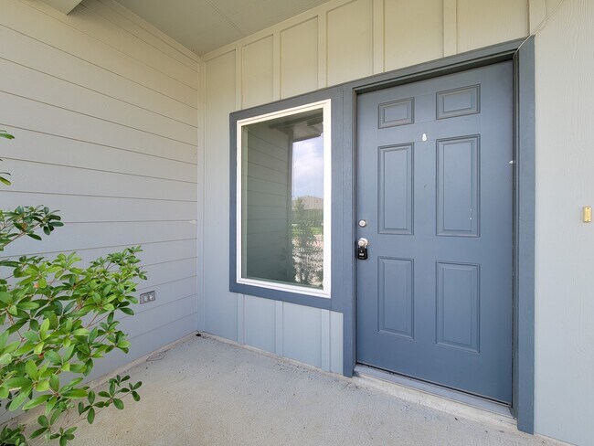 Building Photo - 14108 Upper Gardenia Ln