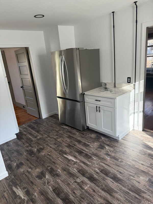 Foto del edificio - 3 Keller Ave