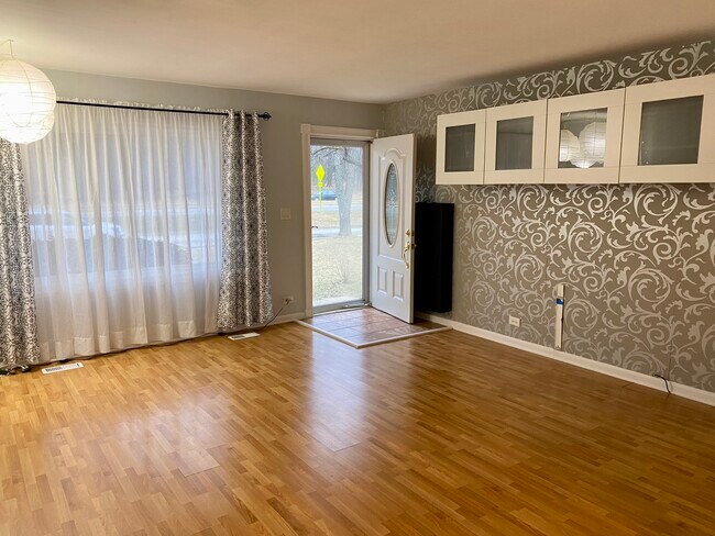 Building Photo - 2941 75th St