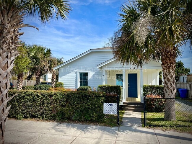 Building Photo - 204 Cape Fear Blvd