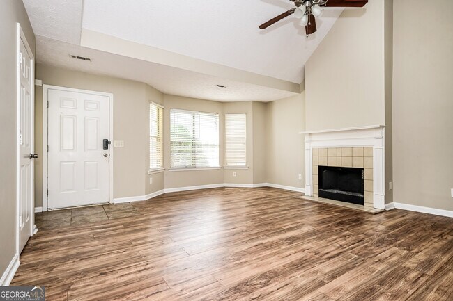 Building Photo - 105 Falcon Ridge Dr