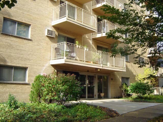 Foto del edificio - 115 Marengo Ave