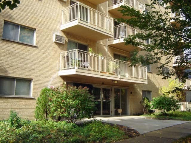 Building Photo - 115 Marengo Ave