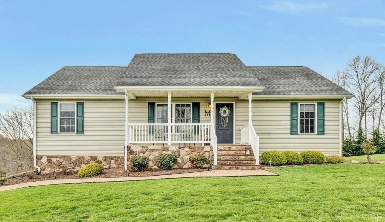 Primary Photo - 3 Bedroom || 3 Bathroom Home in Moneta