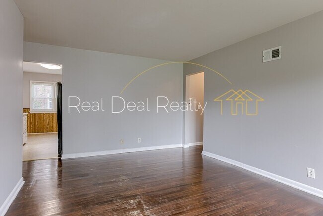 Foto del edificio - 4314 N 52nd St