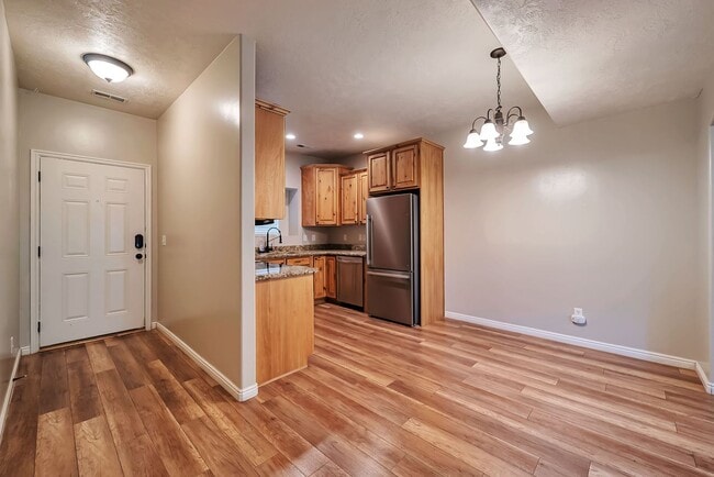 Photo - Beautiful Riverton Townhome in Gated Community w 1 car garage attached