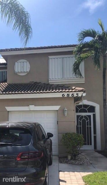 Foto del edificio - 3 br, 2.5 bath House - 6865 Brook Hollow Rd