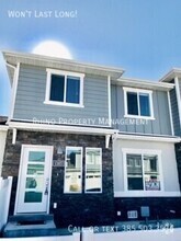 Building Photo - 1385 Bridal Veil Dr