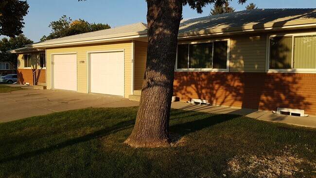 Building Photo - 1709 N 19th St