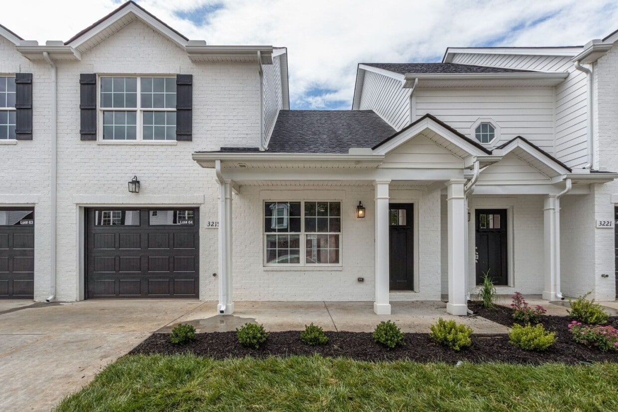 Primary Photo - Finest Townhome living in Westwind Villas