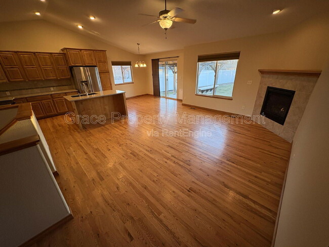 Foto del edificio - 332 Telluride Dr