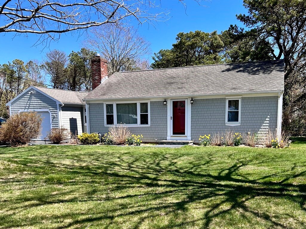 Foto principal - 106 Williston Rd