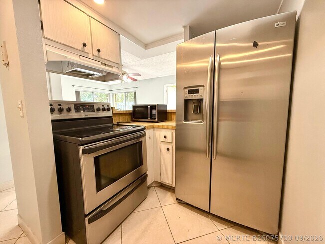 Foto del edificio - 1821 Fairview Villas Dr