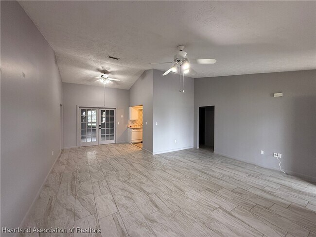 Building Photo - 5418 Granada Blvd