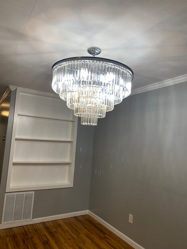 Foto del edificio - 2762 E 64th St