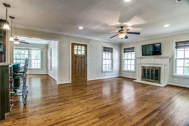 Foto del edificio - 3849 Westcliff Rd S