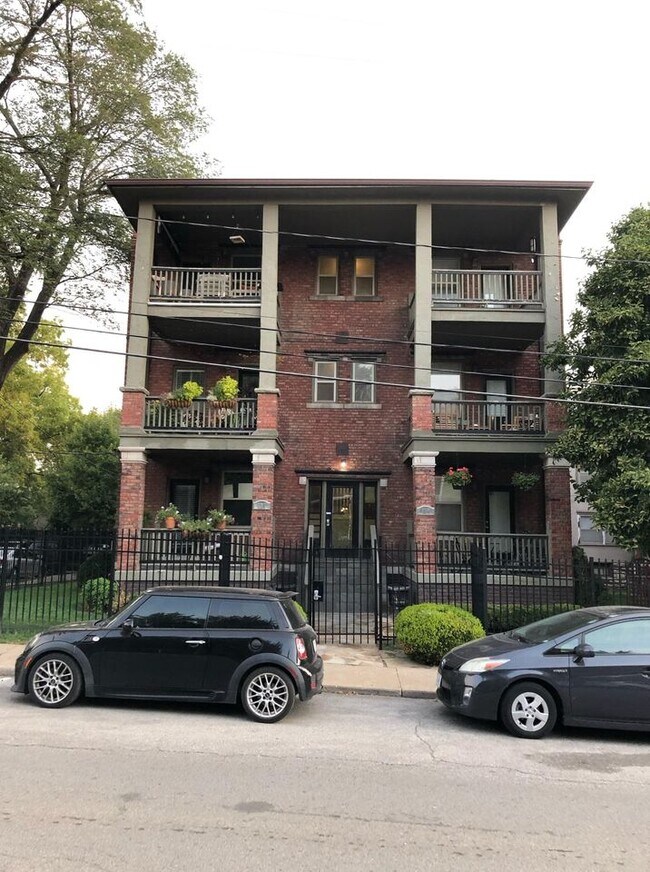 Foto del edificio - 116 W 36th St