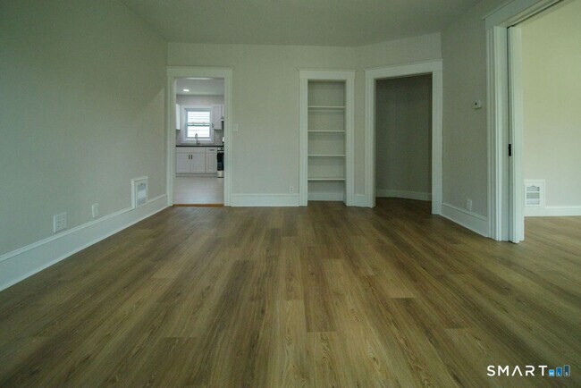 Foto del edificio - 396 Chestnut St