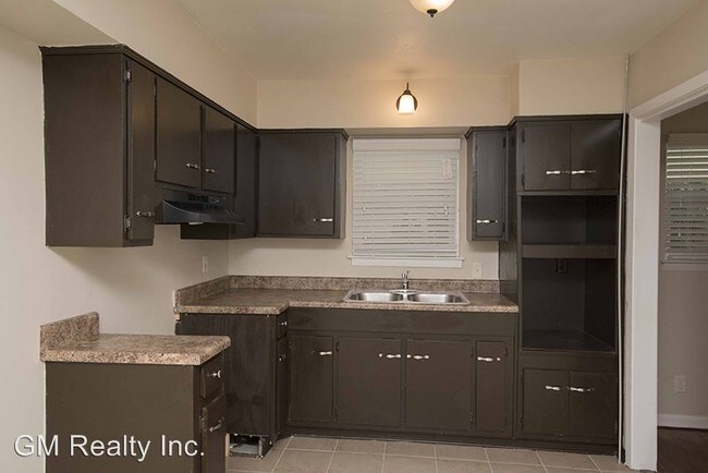 Foto del edificio - 3 br, 1 bath House - 3786 Southland St