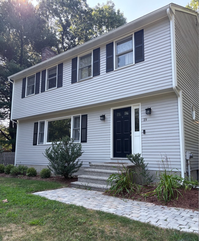 Available Now | 3 Bed, 1.5 Bath Single-Fam... - Available Now | 3 Bed, 1.5 Bath Single-Fam... House