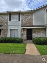Building Photo - 13522 Castilian Dr