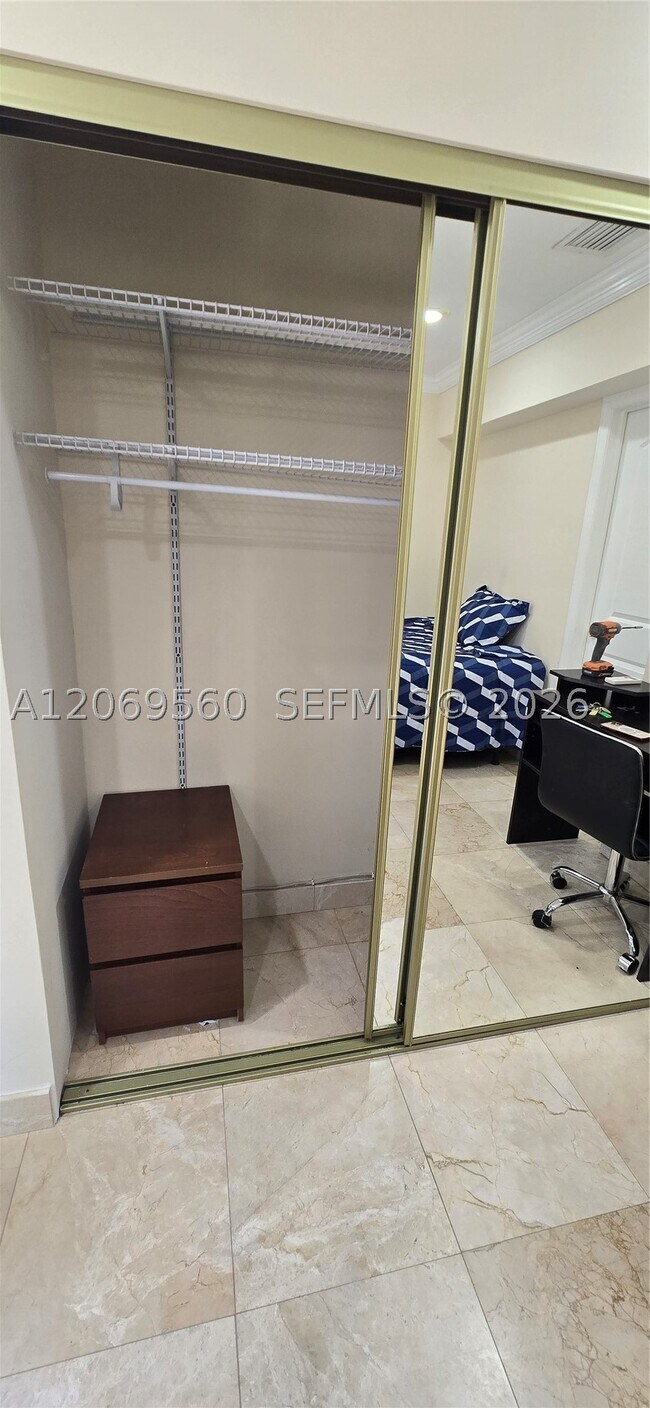 Foto del edificio - 8640 SW 47th St