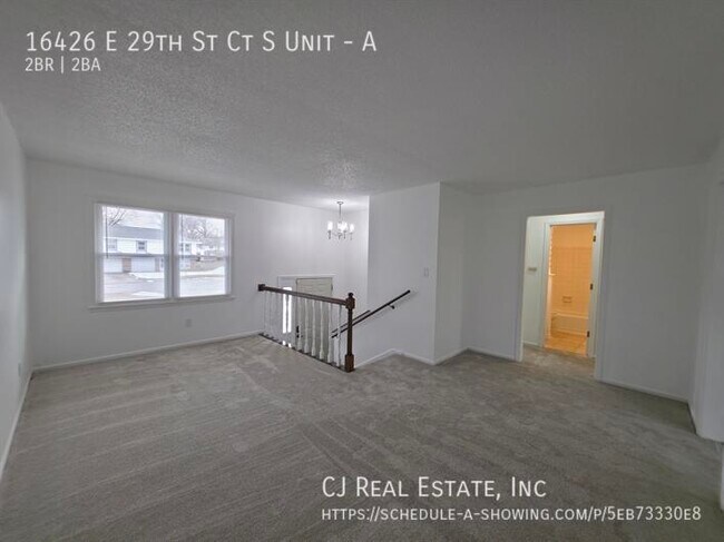 Foto del edificio - 16426 E 29th St