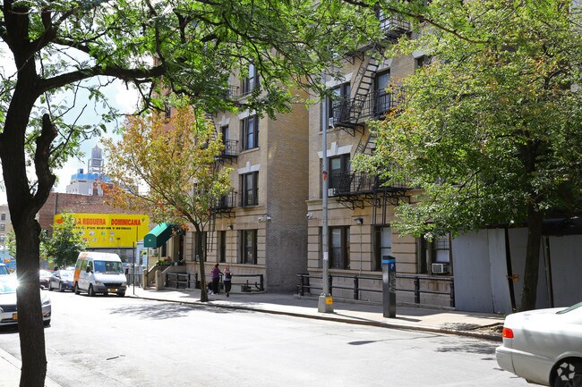 Foto del edificio - 570 W 182nd St